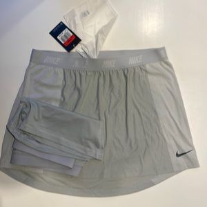 Nike Dri-Fit Women’s Golf skirt set